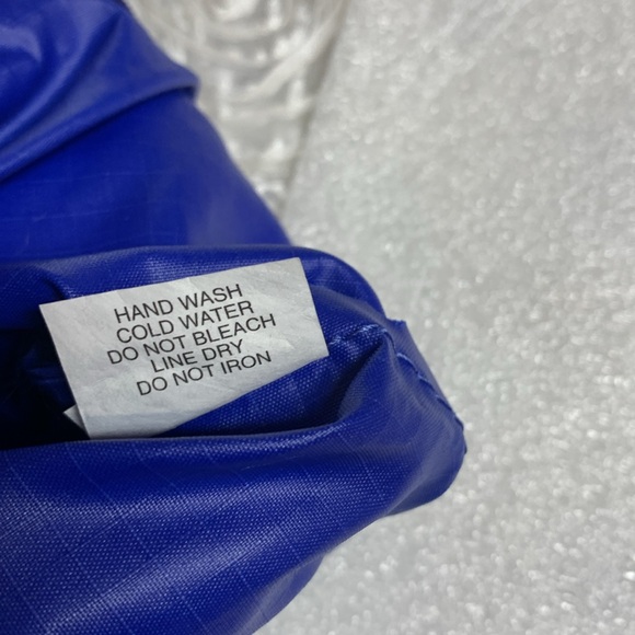 LeSportsac Pouch - Picture 5 of 10